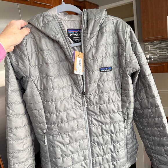 Patagonia Jackets & Blazers - Patagonia Women's Nano Puff Hoody Feather Grey Medium NWT!
